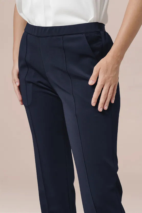 【スマートストレッチ】テーパードパンツ
