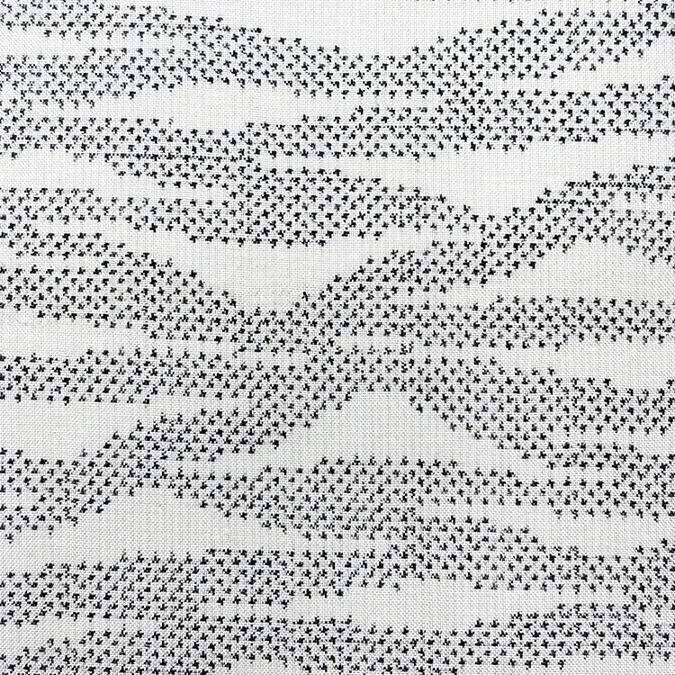 静かに寄せる波──白大島が描く“繊細なリズム