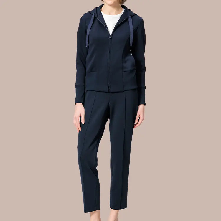 同素材スカート、パンツ、ワンピースとセットアップに