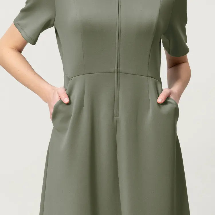 Side Pockets on Both Sides