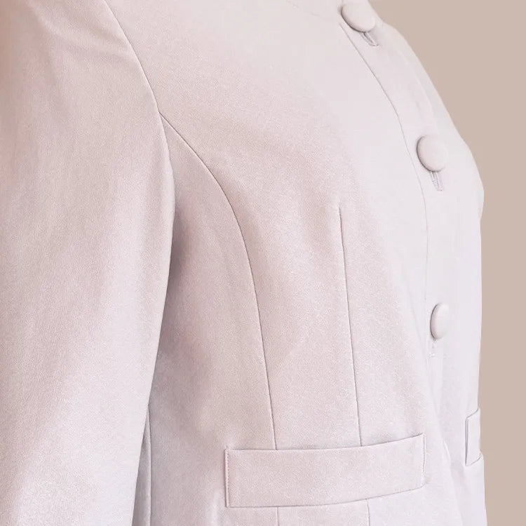 オケージョンシーンに艶やかさを添える「ストレッチジャカード」