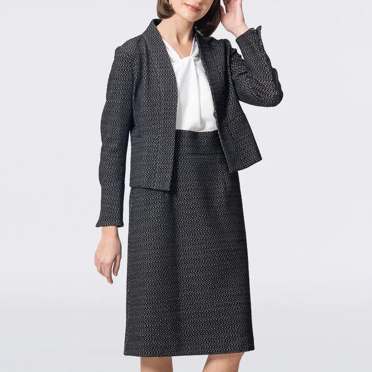 Amazingly stretchy, lightweight jacquard revolution