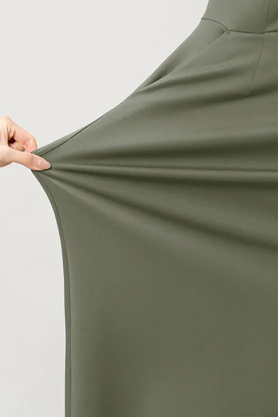 [Space Material] A-line Front Zip Dress