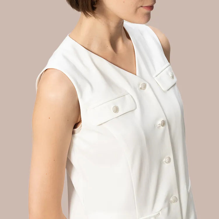 計算ノースリーブで二の腕すっきり