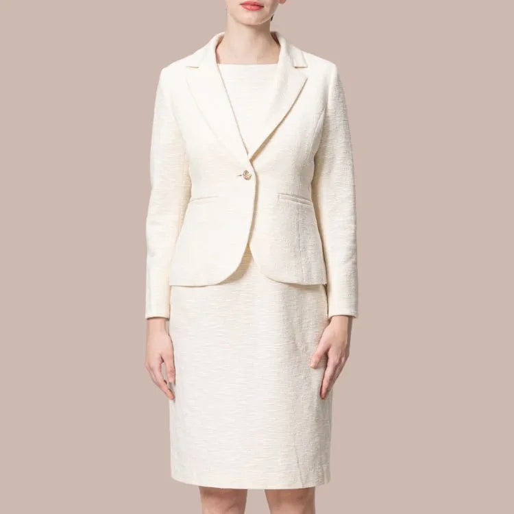 品格を宿すホワイト