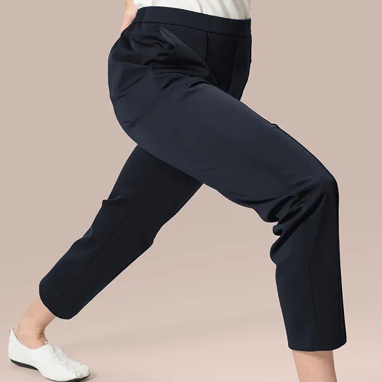 着やすさと脚長効果を両立させるステッチ