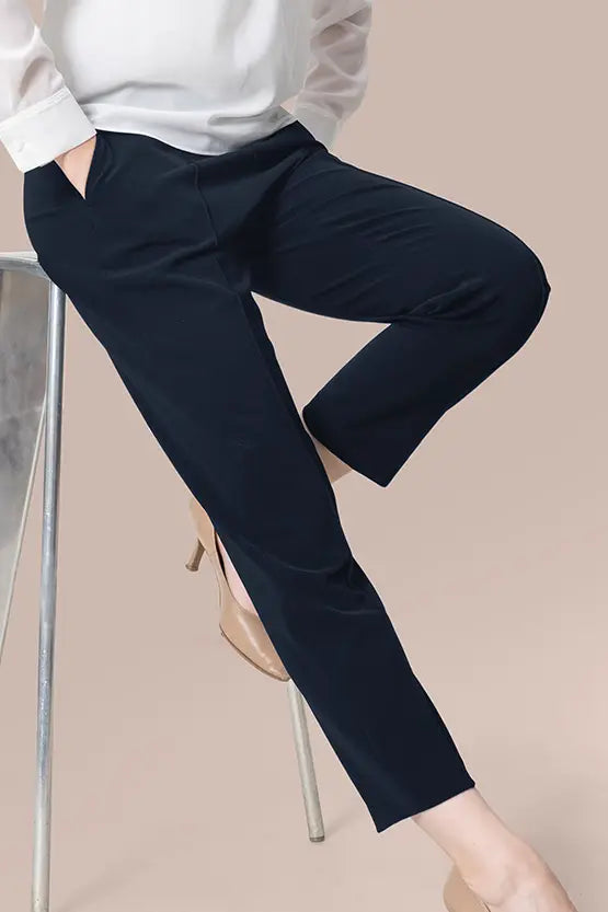 【スマートストレッチ】テーパードパンツ