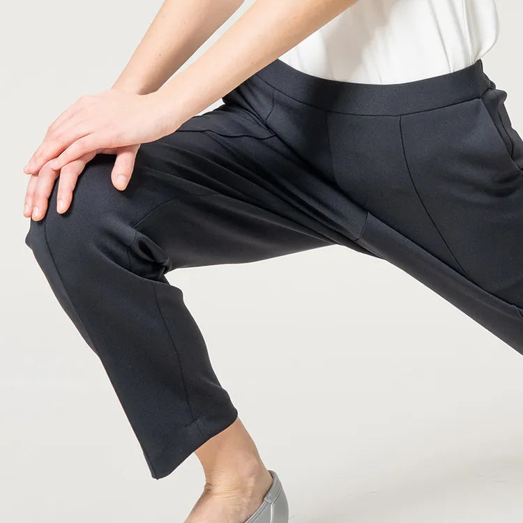 Temperature-Regulating Comfort - Cool-Touch Fabric & UV Protection