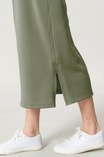 [Space Material] Straight Skirt