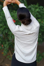 【本場大島紬】ストレッチジョーゼット　ボウタイ付きシャツ