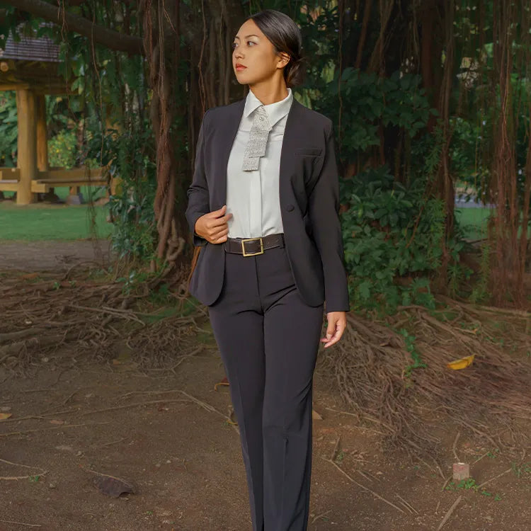 オンタイムからフォーマルまで活躍する品格ある1着