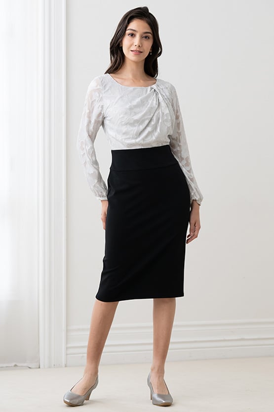 Gray Chiffon x Black Décolleté Tuck Dress