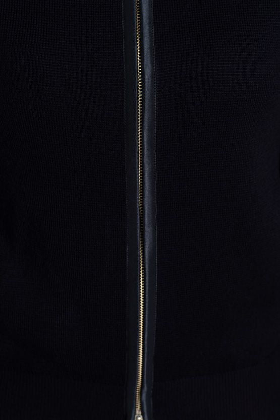 Zip-up Knit
