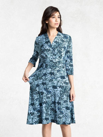 Kay me ケイミー【和柄】 藍金魚　ギャザーワンピース カシュクール Kay me ケイミー【和柄】 藍金魚 ギャザーワンピース カシュクール