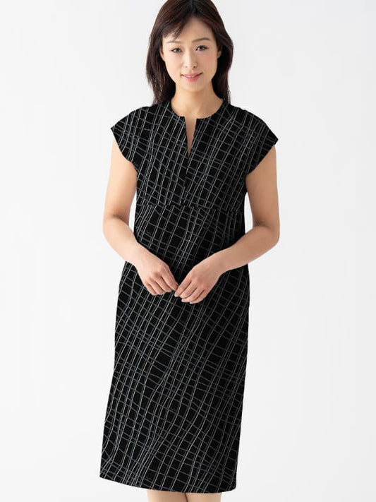 【接触冷感・強撚カノコ】キーネックサックワンピース